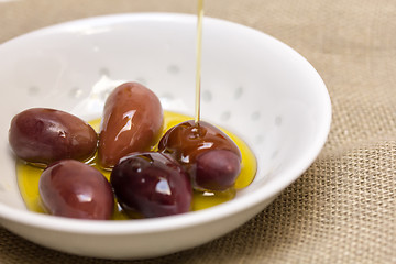 Image showing Olives in olive oil