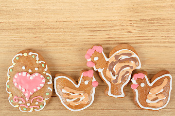 Image showing Easter gingerbreads rooster and hen