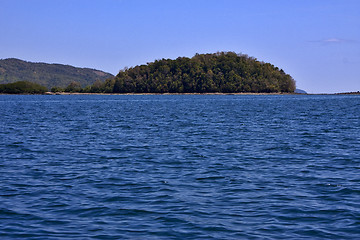 Image showing  navigable  lagoon and coastline 