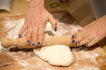 Image showing Making pizza