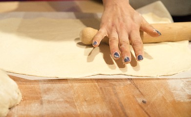 Image showing Making pizza