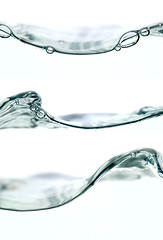 Image showing wave and bubbles