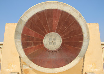 Image showing sundial in astrology observatory India