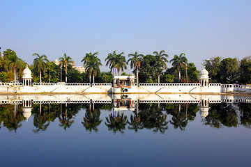 Image showing Pichola lake in Udaipur India