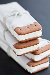 Image showing Ice cream biscuits