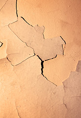 Image showing Cracked wall