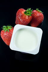 Image showing Strawberry and yogurt