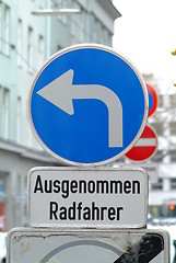 Image showing turn left