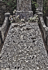 Image showing Stone grave