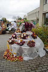 Image showing decoration autumn leaf fruit apple married 