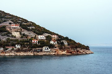 Image showing Small houses on the mountain