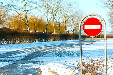 Image showing No entry sign at the road