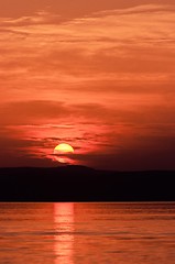 Image showing Beautiful sunset at the ocean