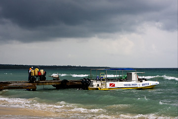 Image showing people  harbor water