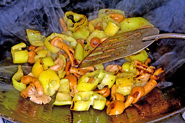 Image showing vegetables, tofu and mushroom in a Chinese wok