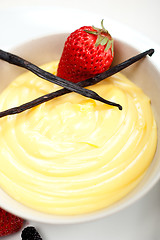 Image showing custard vanilla pastry cream and berries