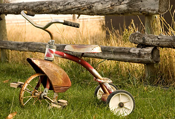 Image showing Antique Tricycle 1