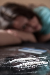 Image showing Woman and cocaine