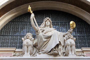 Image showing Statue of prudence on the BNP building in Paris