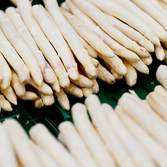 Image showing fresh seasonal asparagus on market 