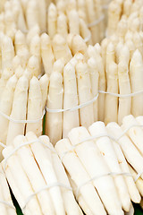 Image showing fresh seasonal asparagus on market 