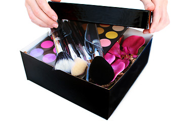 Image showing Gift box with makeup inside