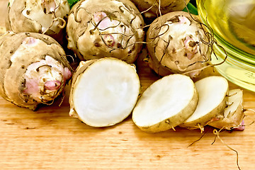 Image showing Jerusalem artichokes cut on the board