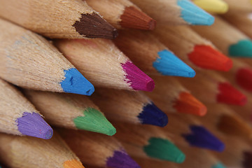 Image showing color crayons 