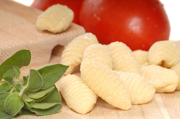 Image showing Freshly made Gnocchi using a Gnocchi board