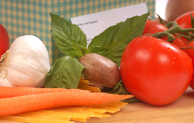 Image showing Recipe box with ingredients for spaghetti