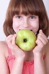 Image showing child with a green apple