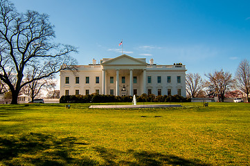 Image showing The White House in Washington DC with beautiful blue sky