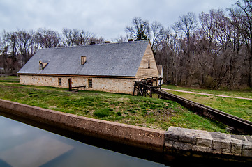 Image showing old mill in washington dc at mount vernon