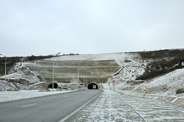 Image showing road and tunnel