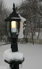 Image showing Snowy lamp