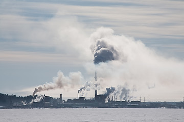 Image showing smoke of factory