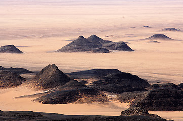 Image showing View from the Gilf Kebir-Plateau to Libya