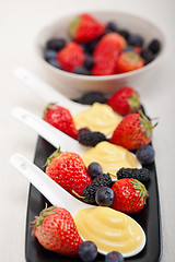 Image showing custard pastry cream and berries