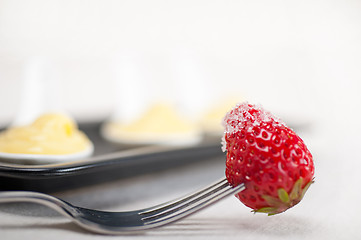 Image showing custard pastry cream and srawbwrry