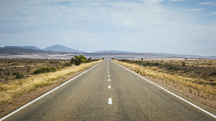 Image showing road to horizon