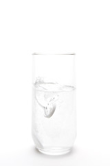 Image showing aspirin splash in water glass
