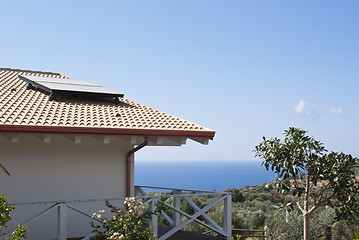 Image showing house by the sea with photovoltaic system