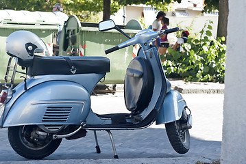 Image showing old italian scooter