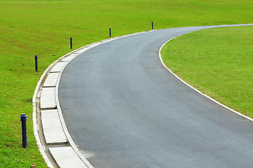 Image showing path in golf course