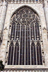 Image showing italy rose window in the front 