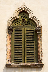 Image showing old green window