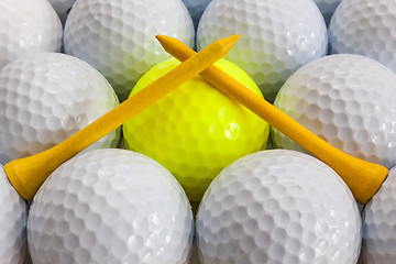 Image showing Golf balls and tees 