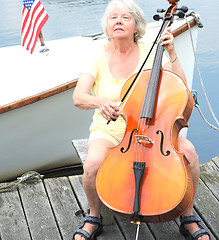 Image showing Female cellist.