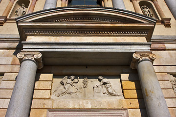 Image showing  the marble sculpure gate