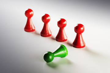 Image showing red and green Ludo figures